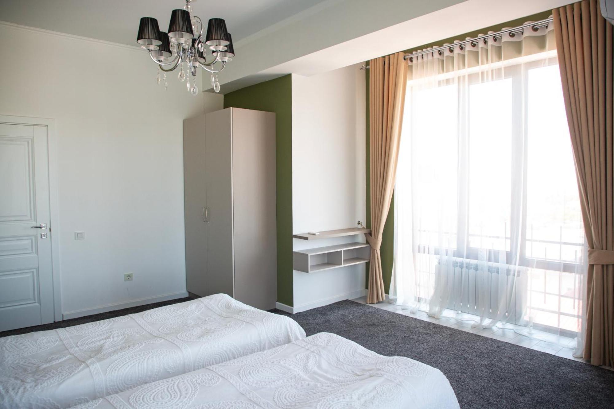 Casablanca Apart Hotel Bishkek Exterior foto